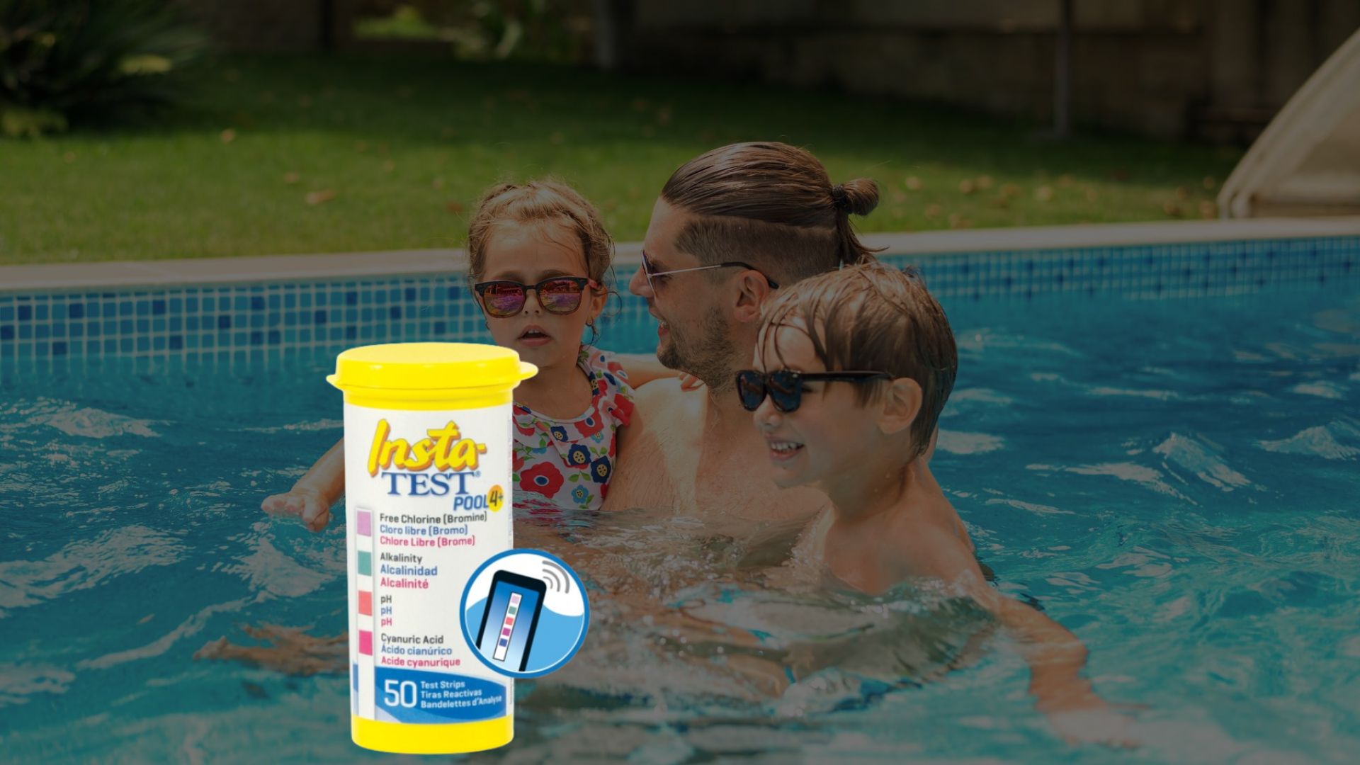 Quick & Reliable Pool Water Testing: Insta-TEST® POOL 4 Plus Strips Make It Easy!